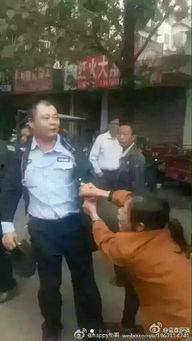 网红爆料城管走红视频播放,城管形象再引关注