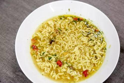 藤椒泡面爆料怎么做的视频,跟着视频轻松学会美味家常泡面