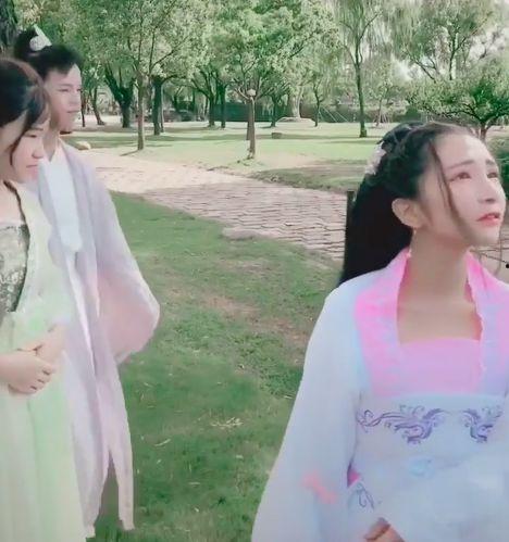 明星穿汉服爆料视频,穿越古今的时尚演绎 第3张 明星穿汉服爆料视频,穿越古今的时尚演绎 第3张