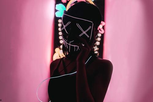 抖音花臂网红吃瓜,揭秘娱乐圈幕后真相  第3张