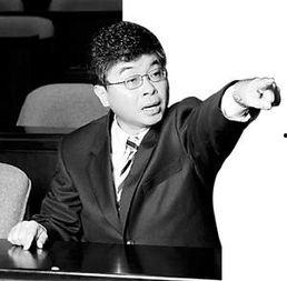 邱毅爆料双雄视频播放,双雄视频播放背后的惊人内幕  第2张